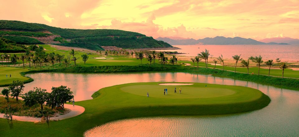 Sân golf Vinpearl Nha Trang