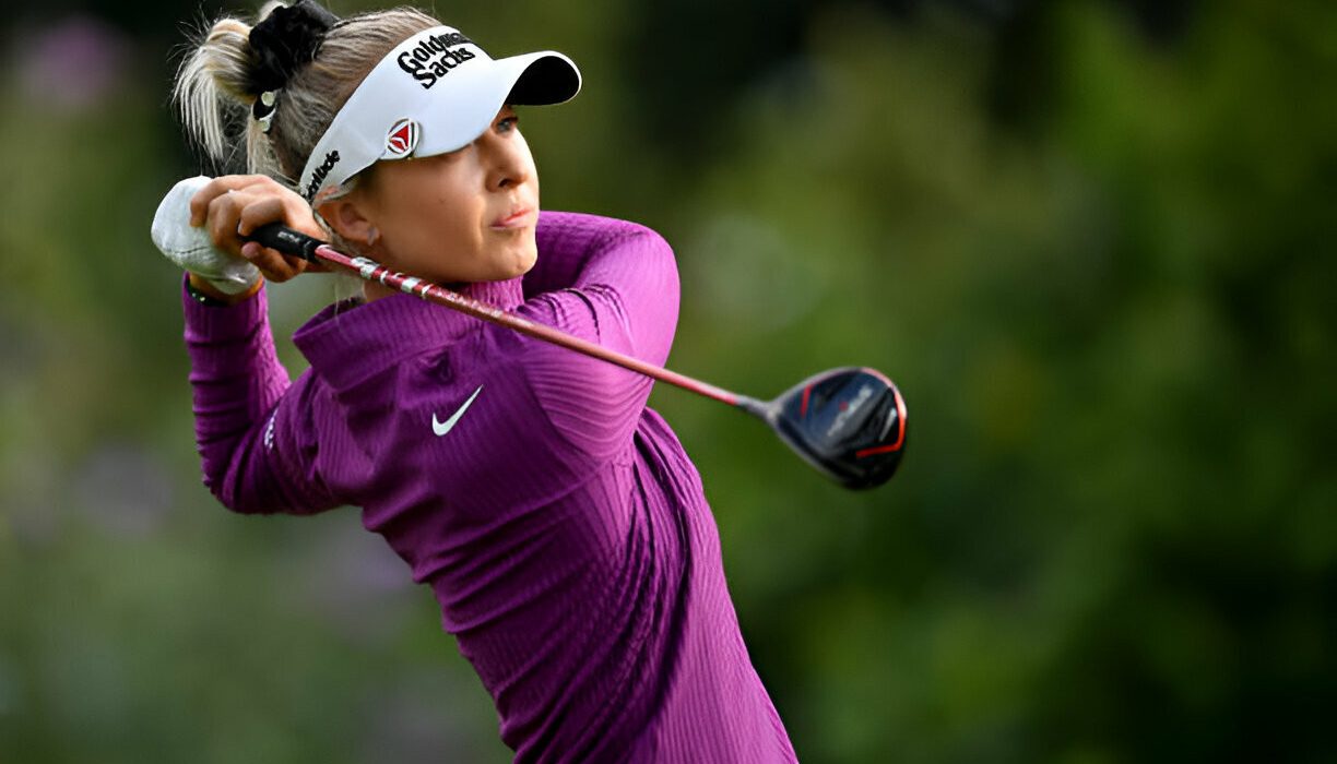 Nelly Korda thực hiện cú swing tại giải Evian Championship