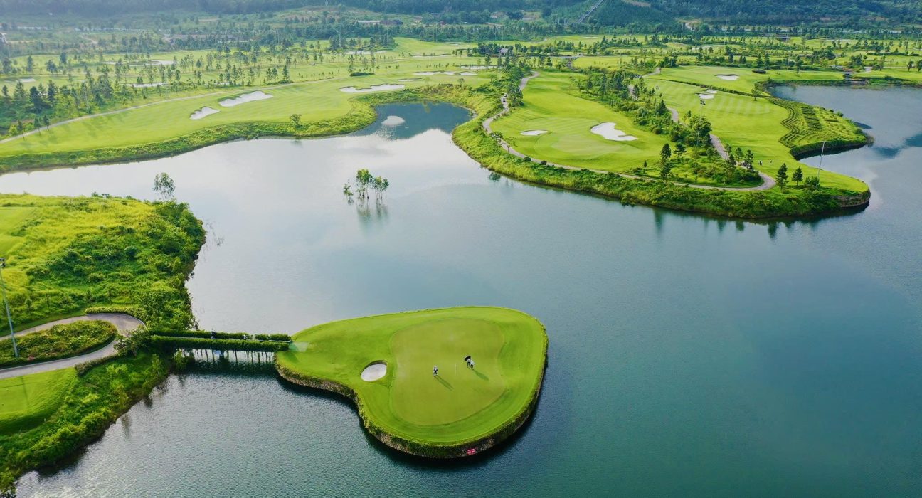 Thanh Lanh Valley Golf & Resort