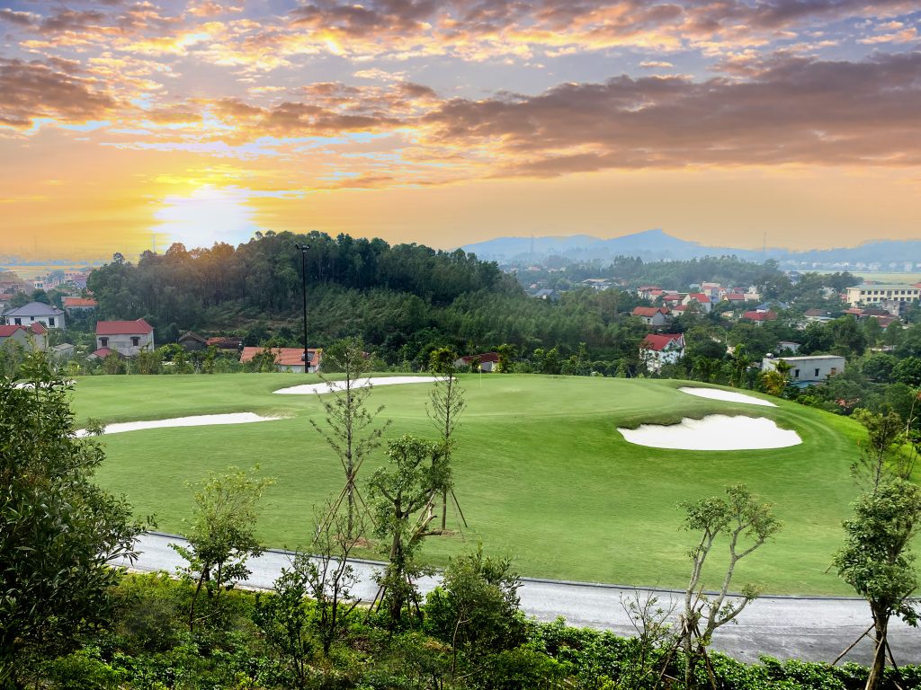 Sân golf mới Việt Yên