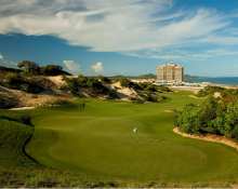 Giải golf kỷ niệm 10 năm tại The Bluffs Ho Tram