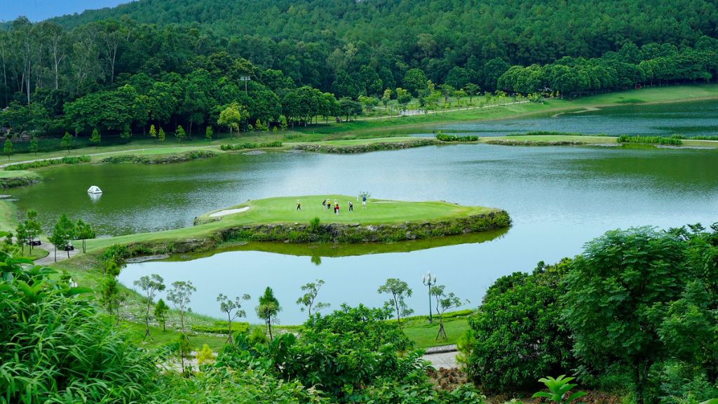 Tràng An Golf & Resort - Baygolf