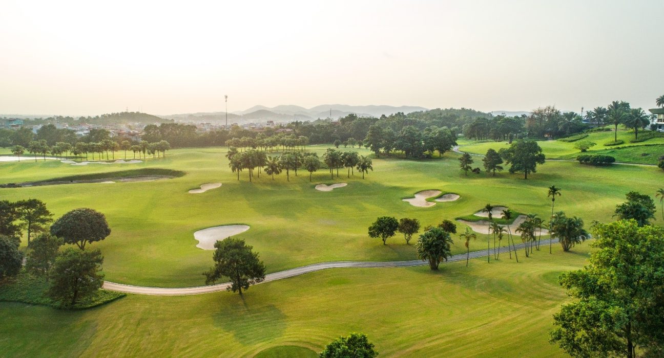 Sân golf Chí Linh