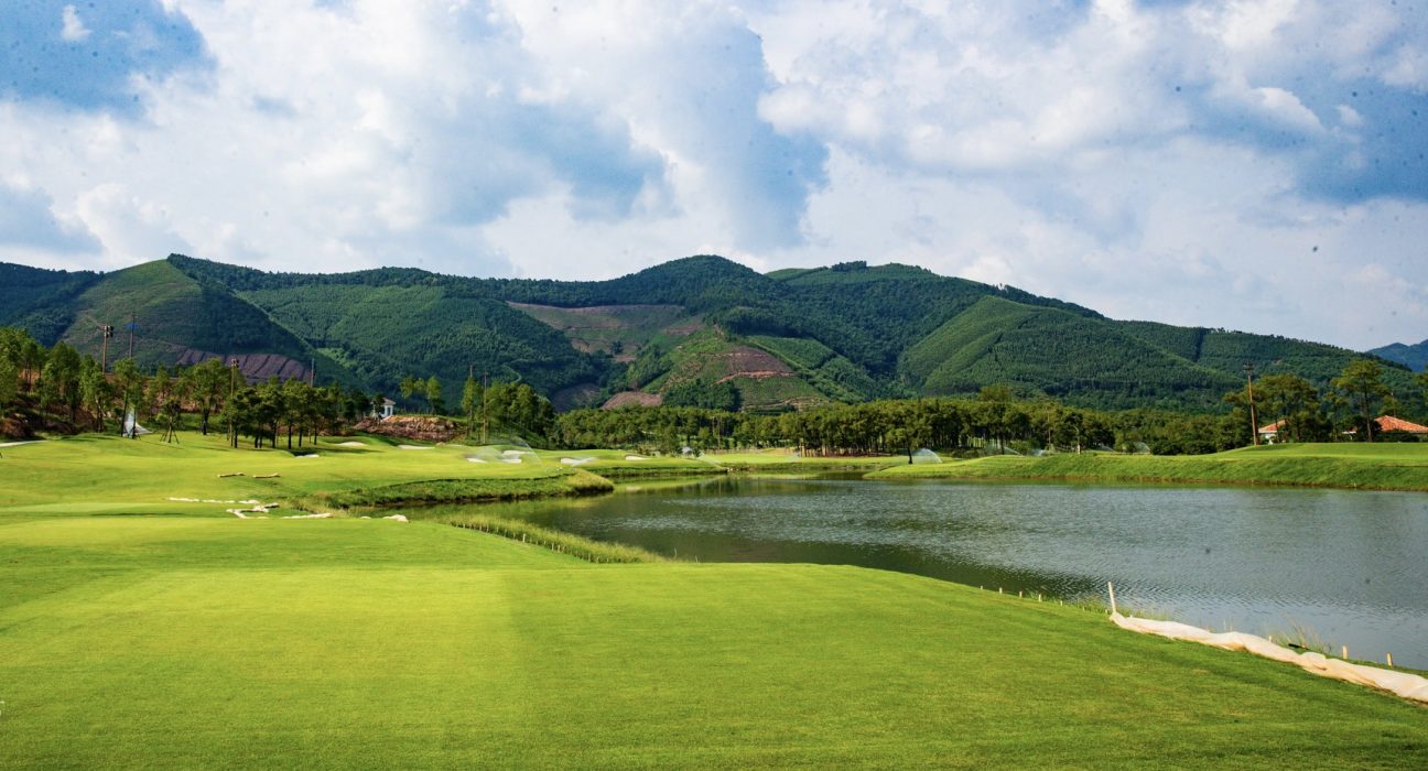 Sân Golf Silk Path Đông Triều