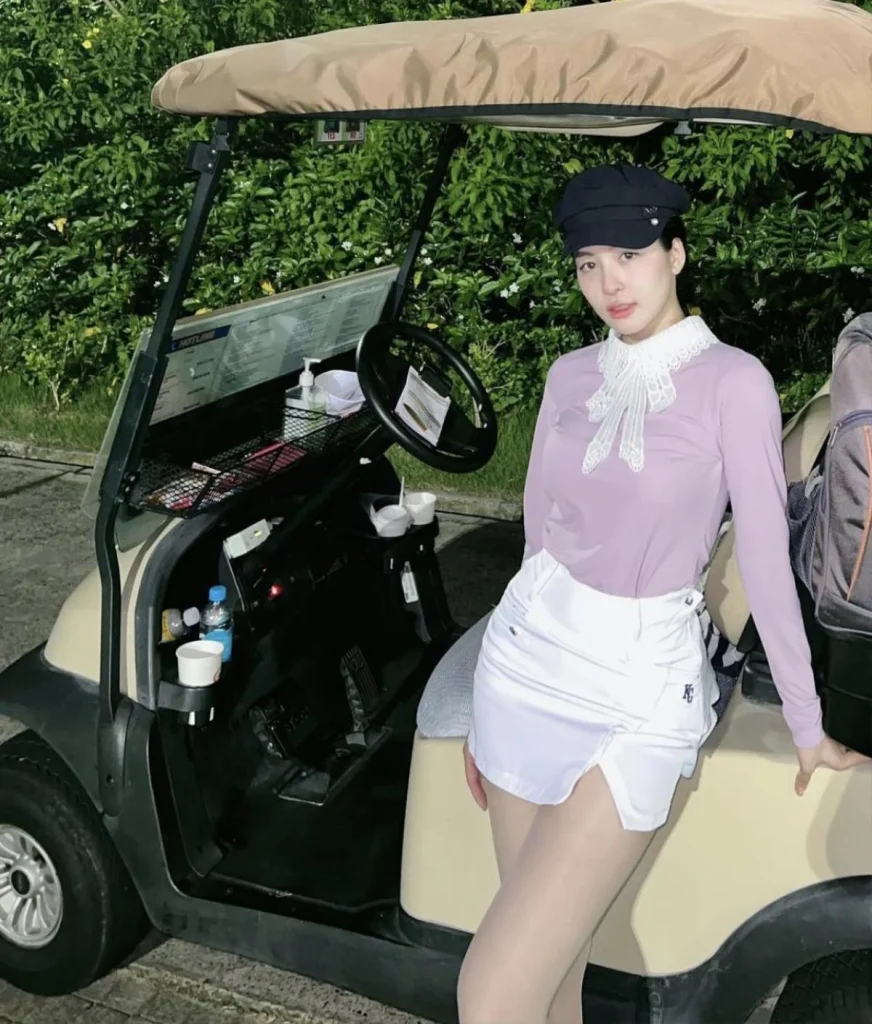 Trâm Anh – Hotgirl Nổi Tiếng Với Đam Mê Golf