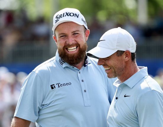 Rory McIlroy và Shane Lowry