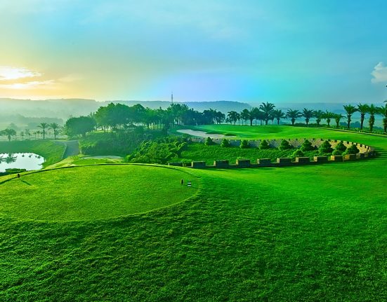 sân golf long thành
