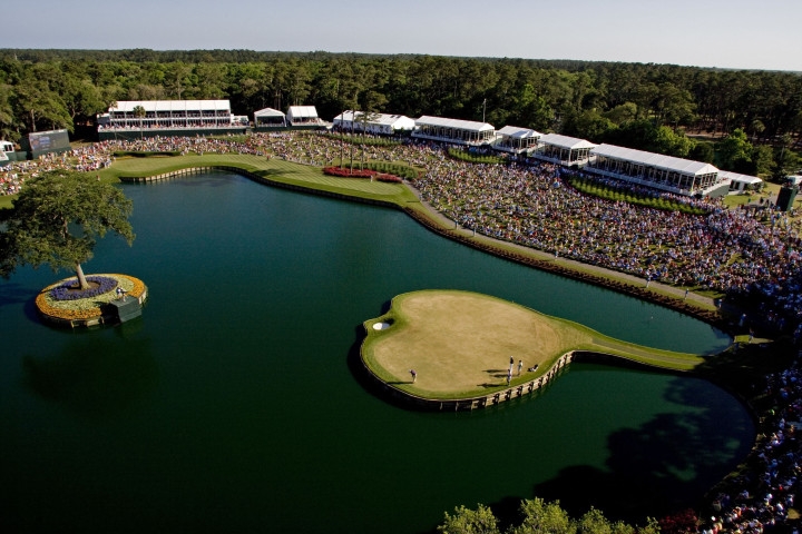 Hố 17 tại TPC Sawgrass.