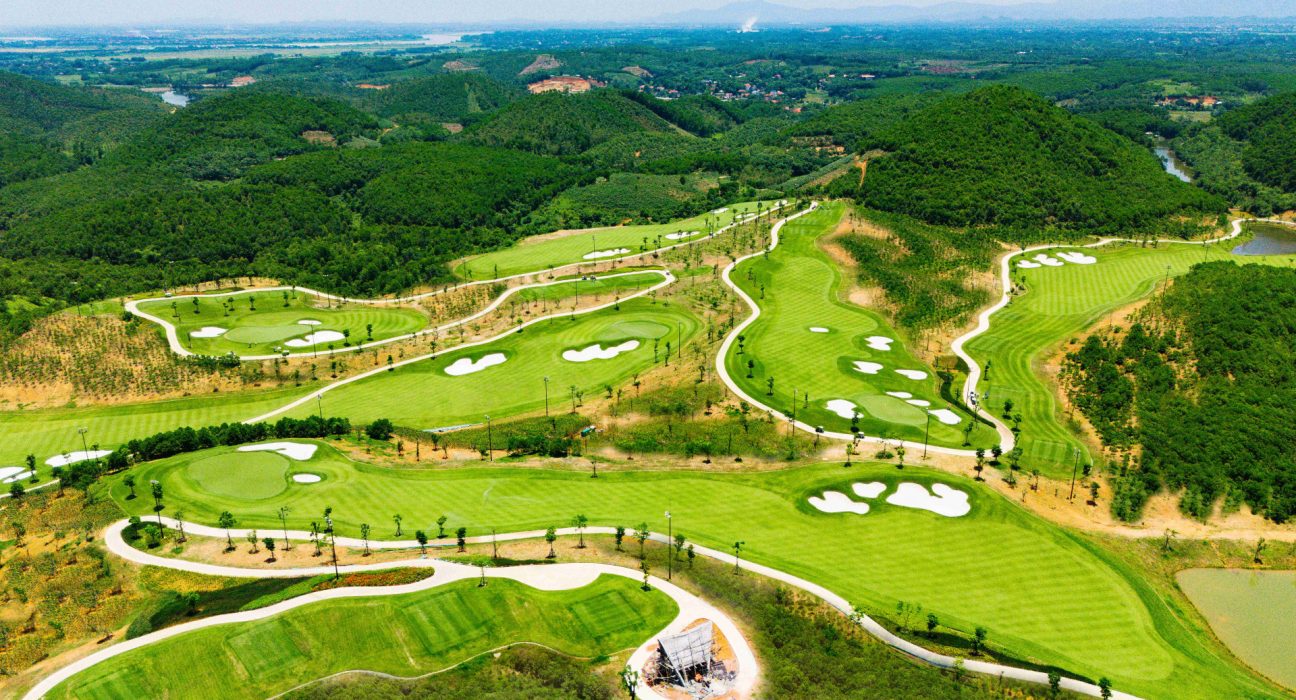 Văn Lang Empire T&T Golf Club