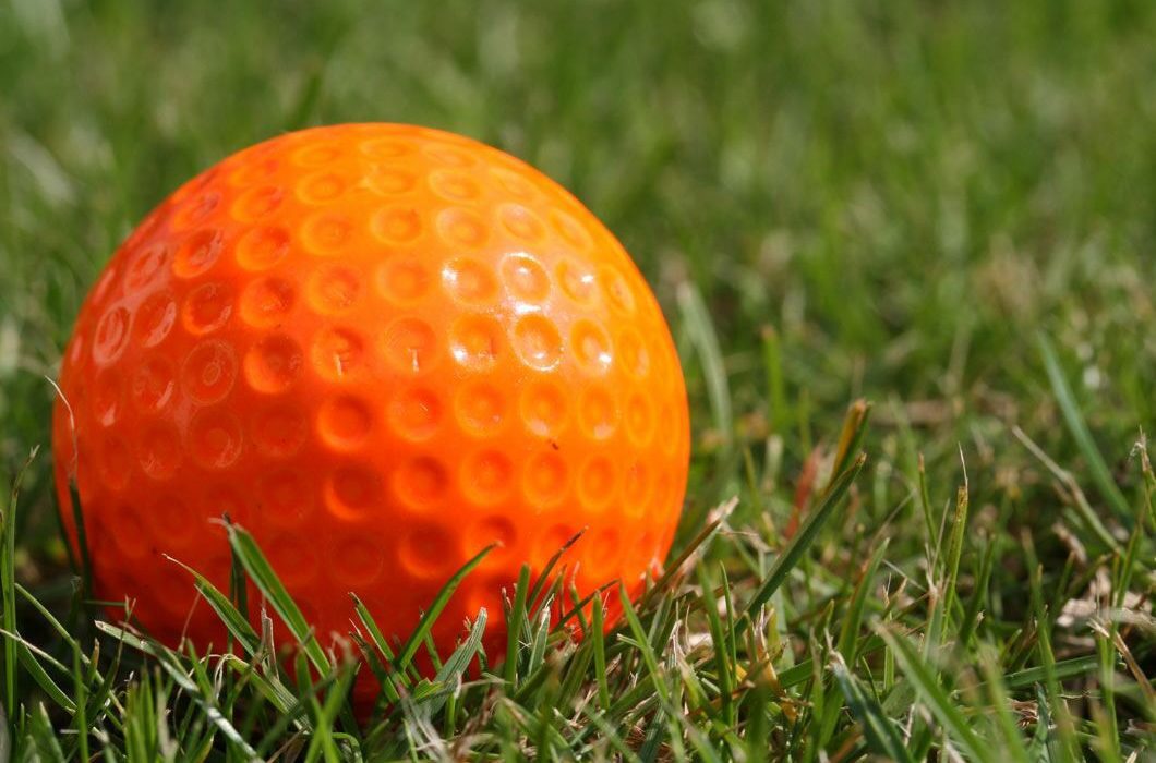 bóng golf màu cam
