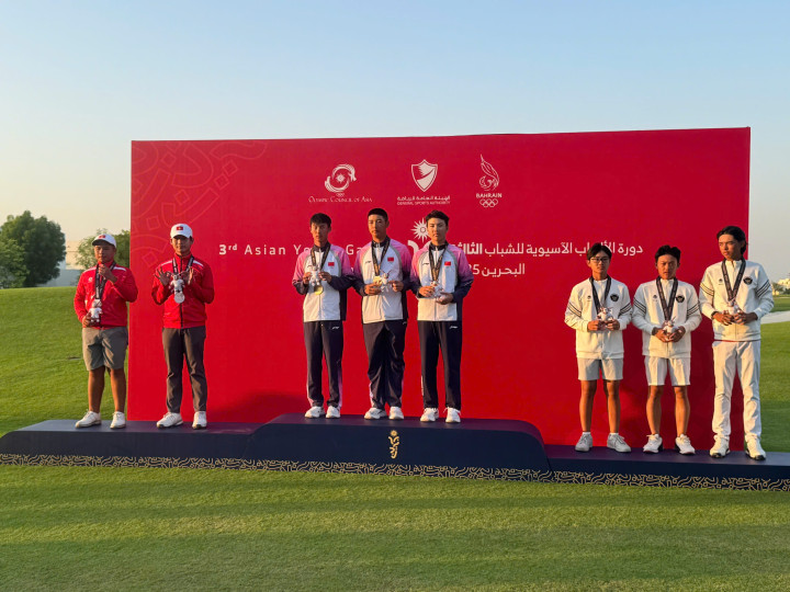 Nguyễn Tuấn Anh và Đoàn Uy mang về tấm HCB đồng đội nam