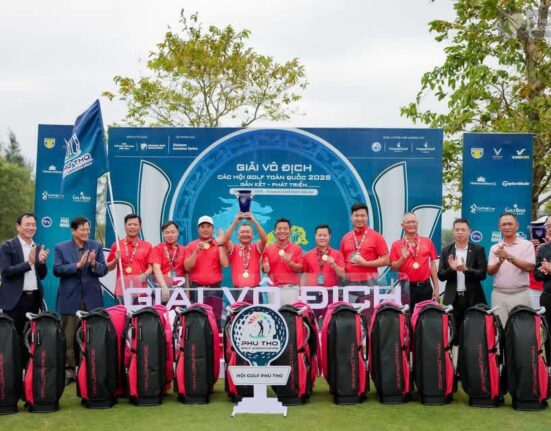 Hội golf Phú Thọ vô địch cả nam và nữ tại Giải Vô địch các Hội golf Toàn Quốc 2025