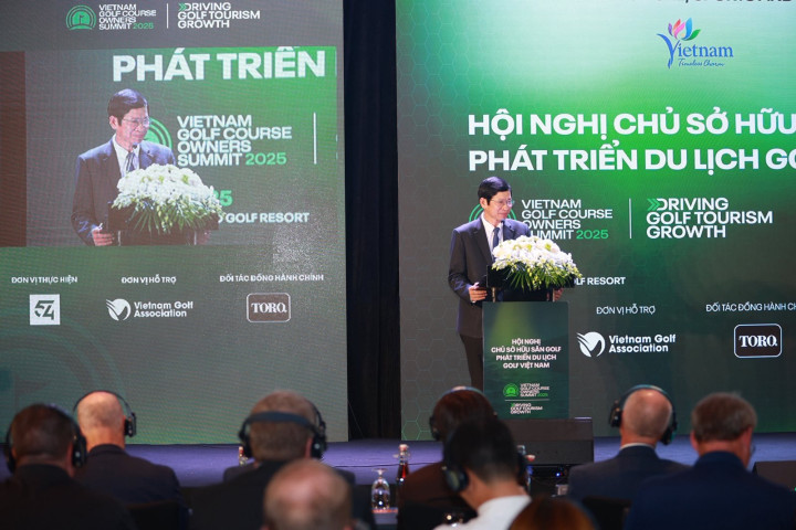 Thứ trưởng Bộ Văn hóa, Thể thao và Du lịch, ông Hồ An Phong phát biểu tại sự kiện