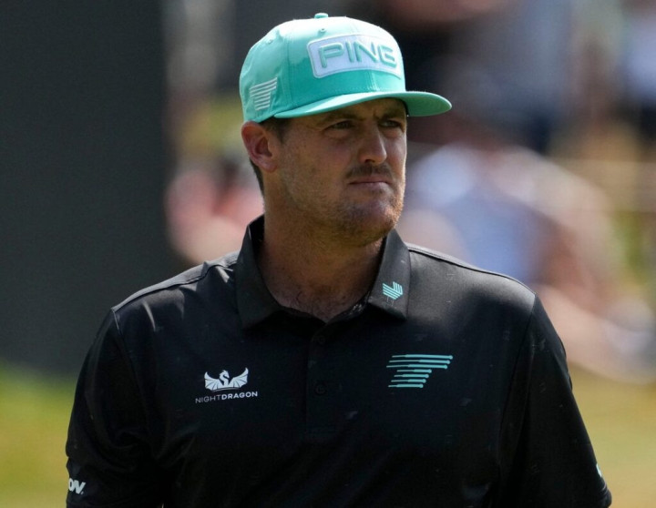 Mito Pereira giải nghệ