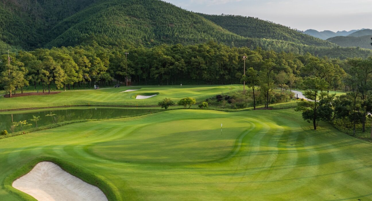 Hole In One Tại Silk Path Đông Triều: Dấu Ấn Vàng Đầu Năm 2026 1 Silk Path Đông Triều