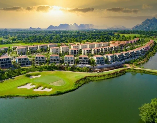 sân golf Sky Lake Resort & Golf Club