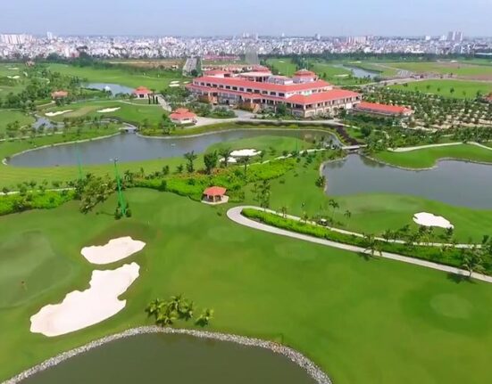 Sân golf Tân Sơn Nhất