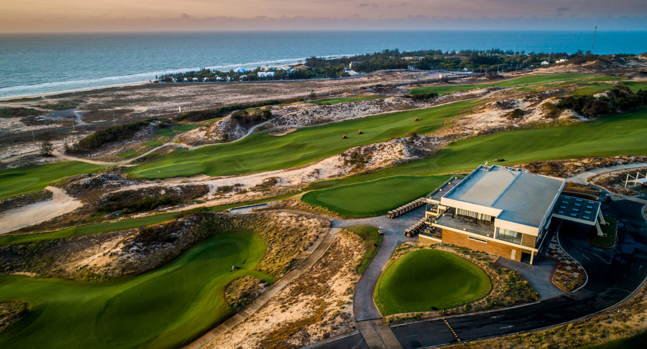 18 Hố Tại The Bluff Grand Hồ Tràm: Trải Nghiệm Thượng Lưu Đỉnh Cao 2026 1 the bluff grand hồ tràm