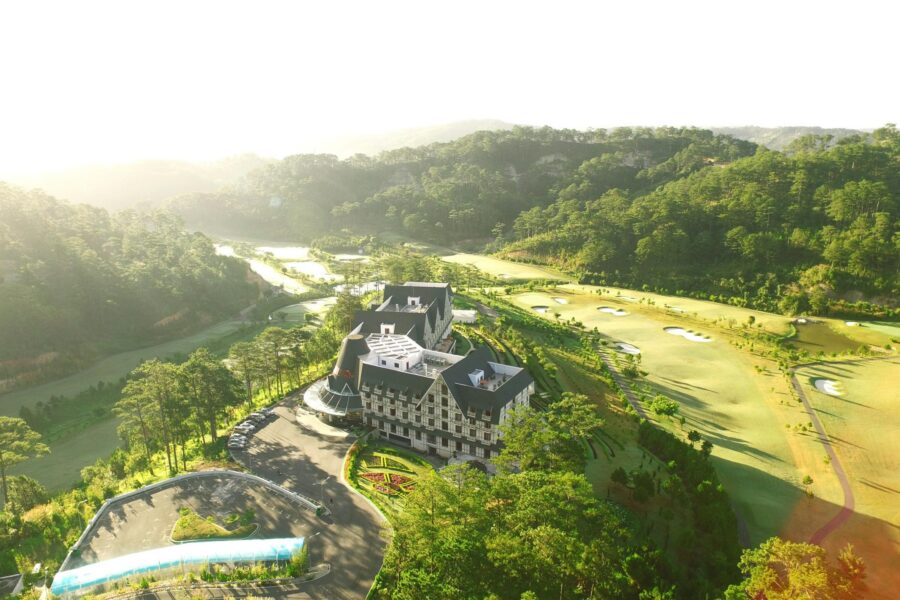 Đặt sân golf